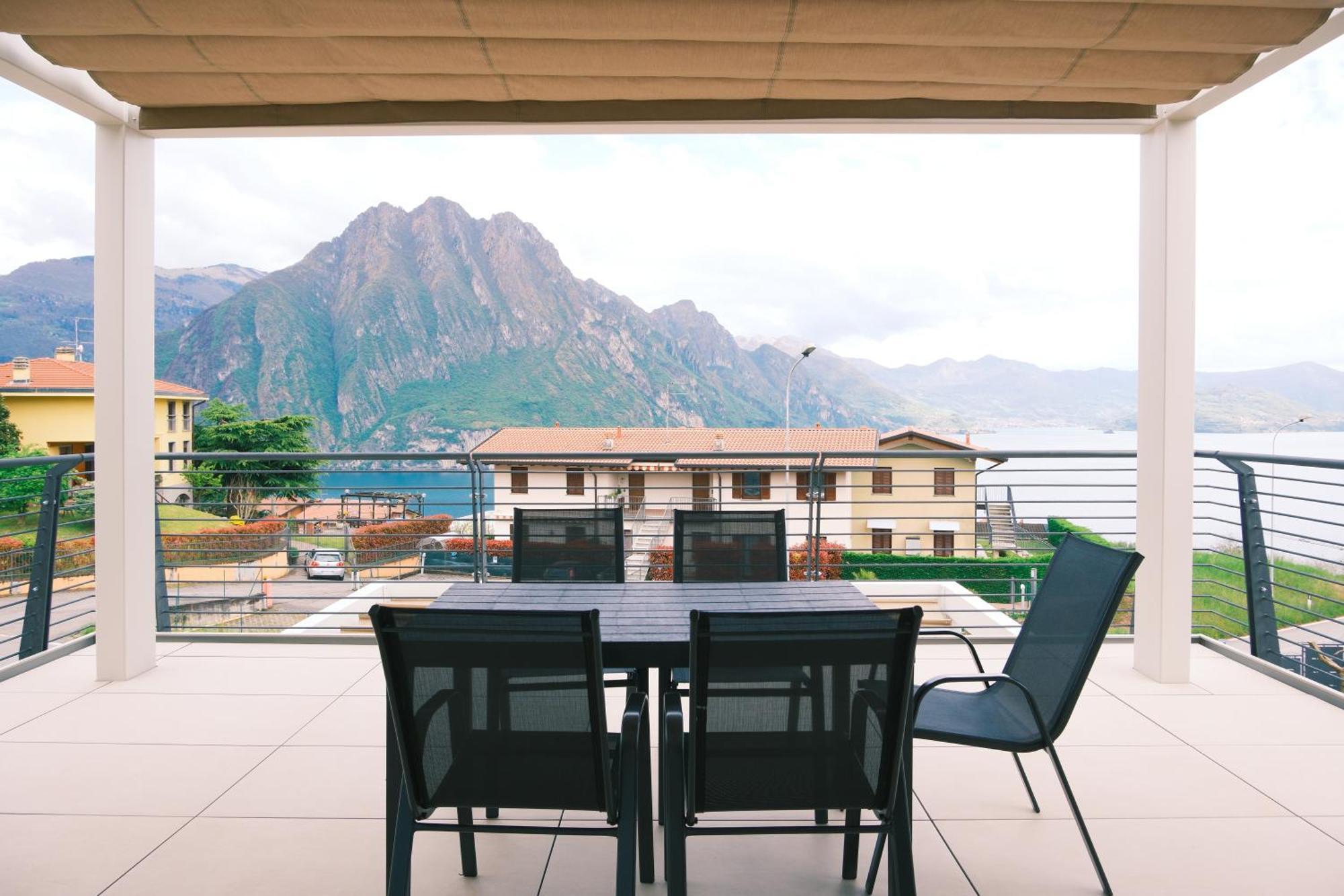 Costa Blu - Terrace Overlooking The Lake & Pool Riva di Solto Bagian luar foto