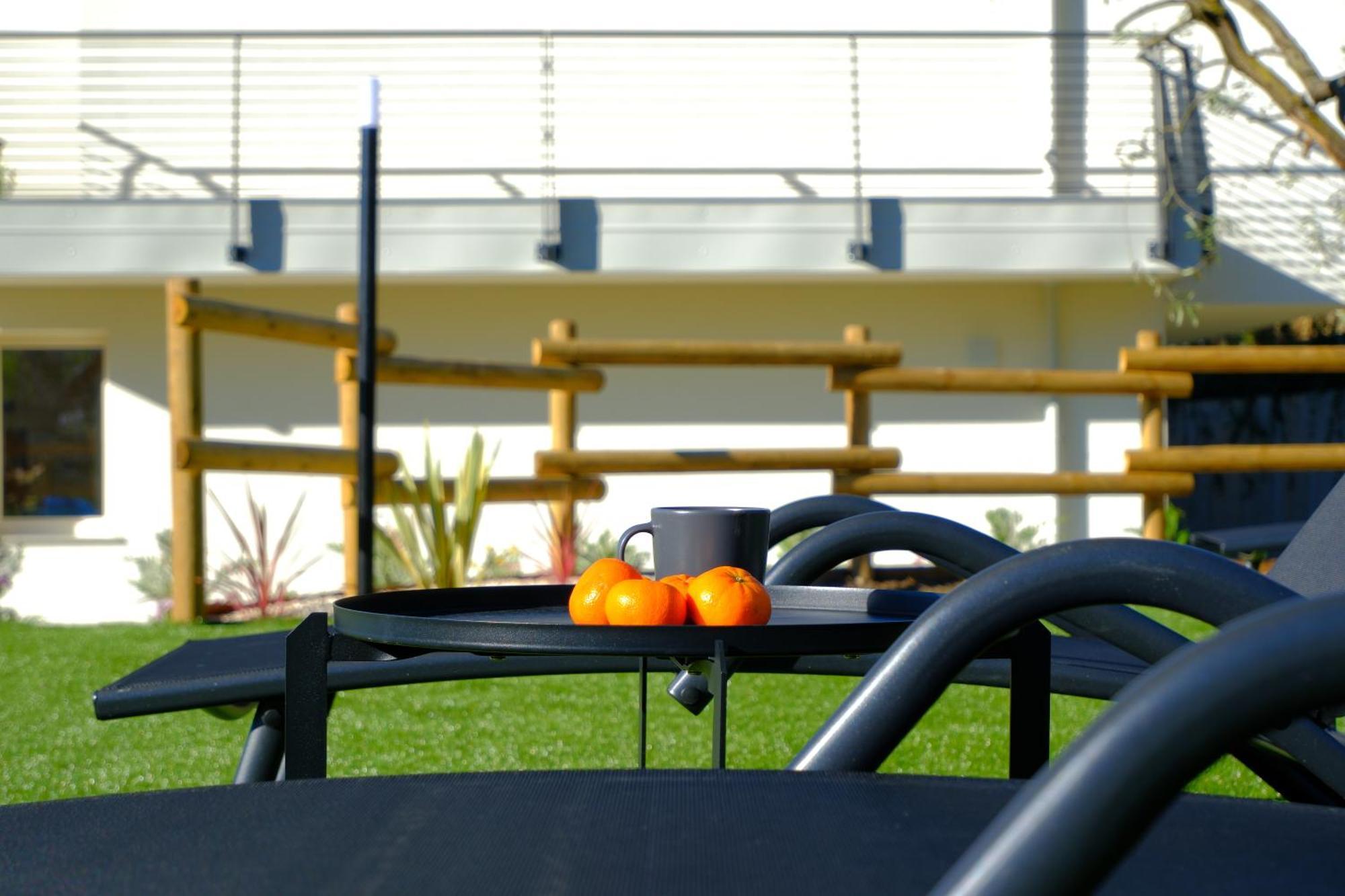 Costa Blu - Terrace Overlooking The Lake & Pool Riva di Solto Bagian luar foto